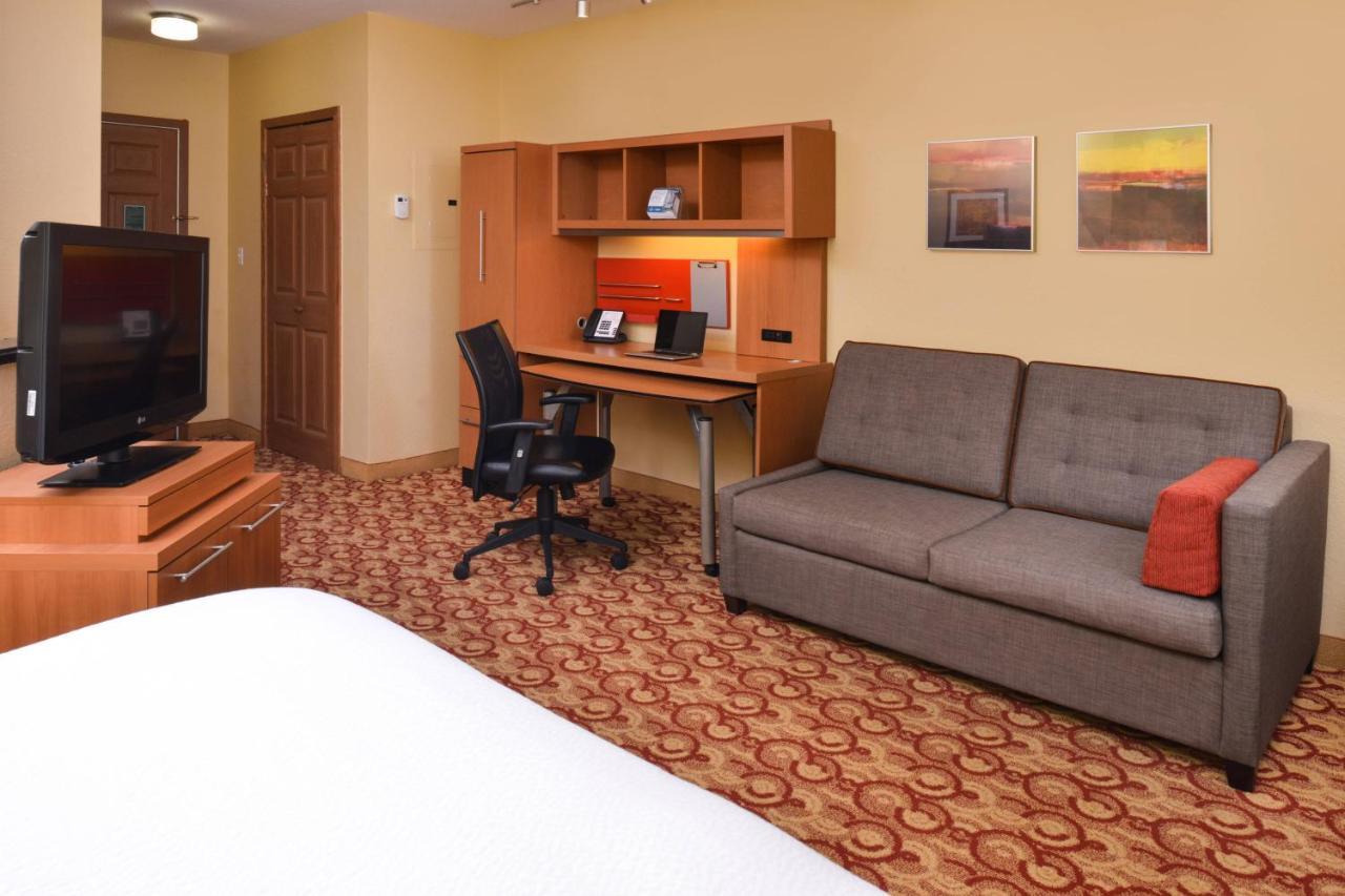 Candlewood Suites Miami Lakes By Ihg Eksteriør billede
