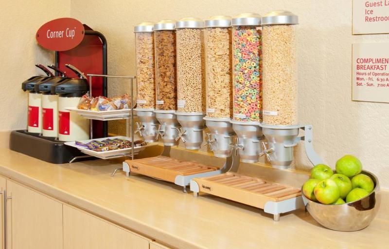 Candlewood Suites Miami Lakes By Ihg Eksteriør billede
